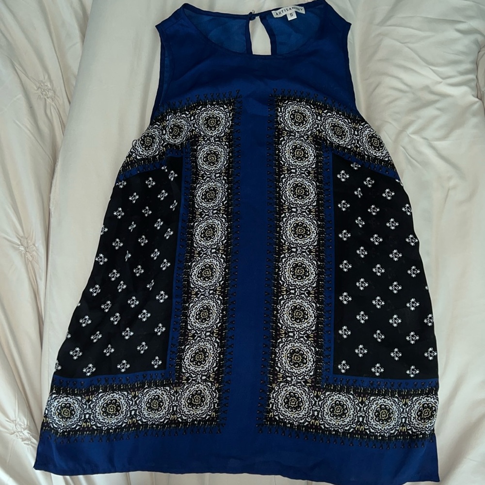 Artisan NY blue silk tank top for young woman (size small)
